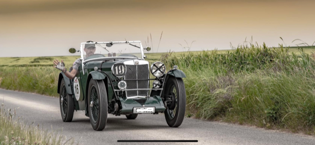 1933 - MG J2