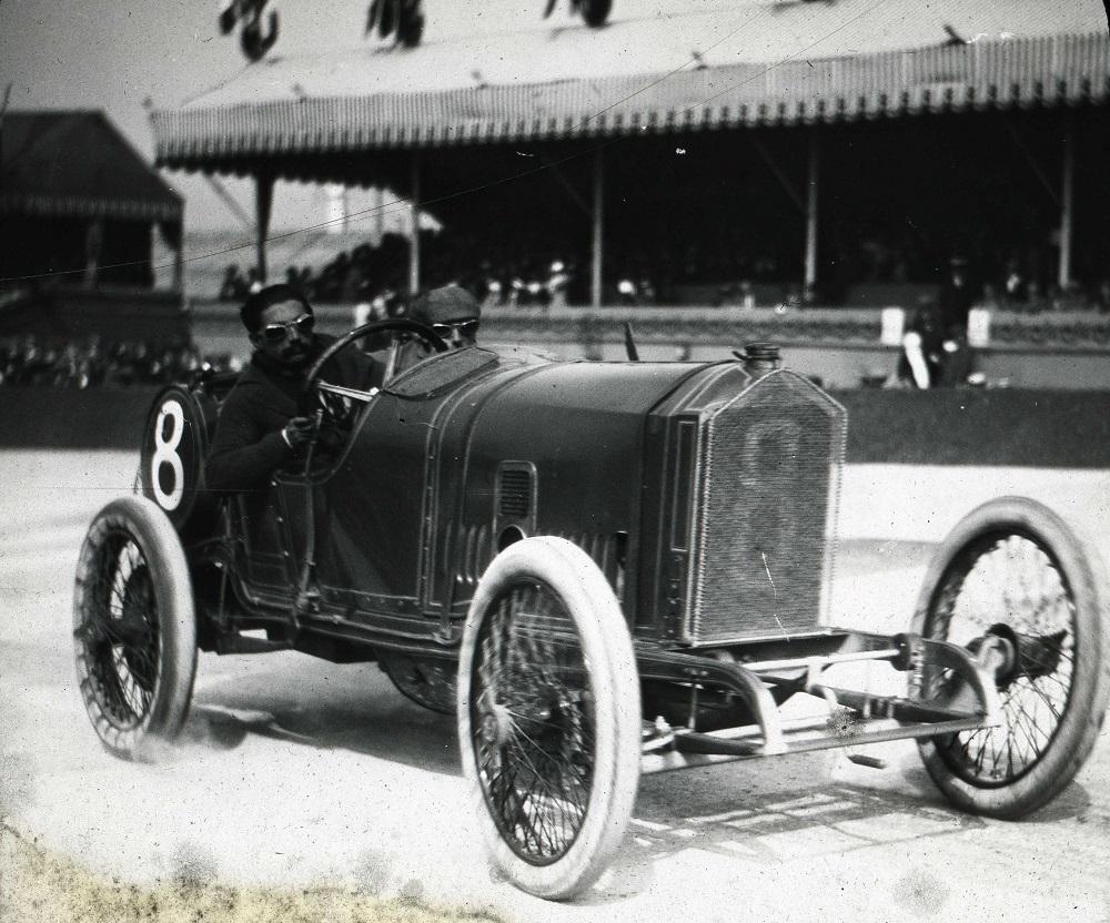 Boillot in front of the tribunes